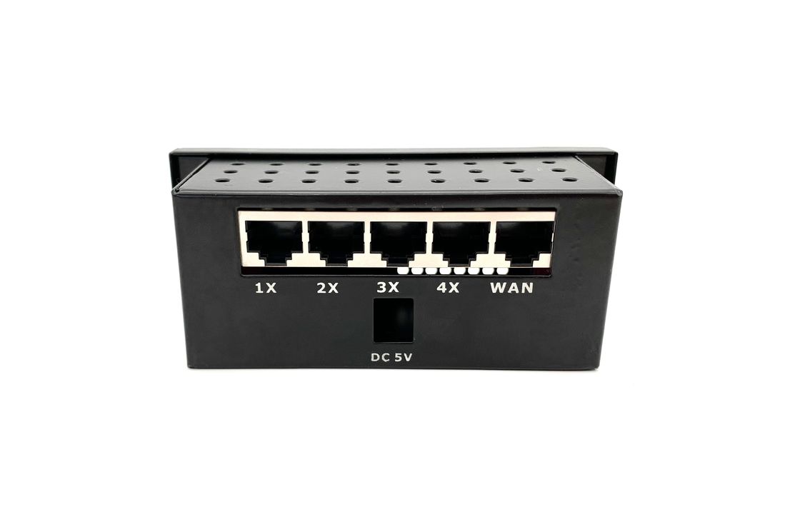 1つのWAN 4 LANによって埋め込まれるイーサネット モジュール4の港PSEスイッチ無線AP制御